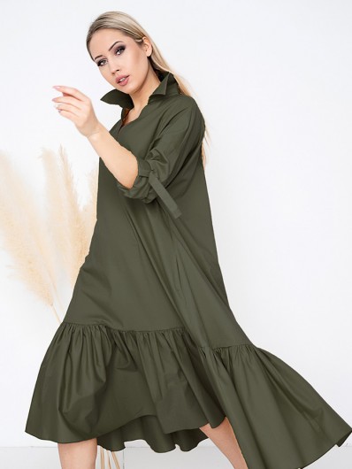 Luźna oliwkowa sukienka trapezowa, oversizowa z kołnierzem, maxi Bee Collection Yara Luźna oliwkowa sukienka trapezowa, oversizowa z kołnierzem, maxi Bee Collection Yara