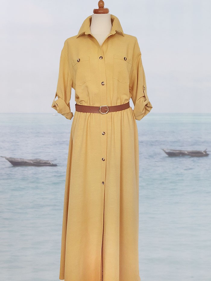 Luźny, tuszujący fason  sukienki w stylu safari w pięknym słonecznym żółtym kolorze Bee Collection Velma